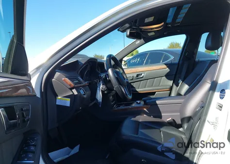 2013 Mercedes-Benz E 350 from USA, damaged, VIN WDDHF5KB3DA671603